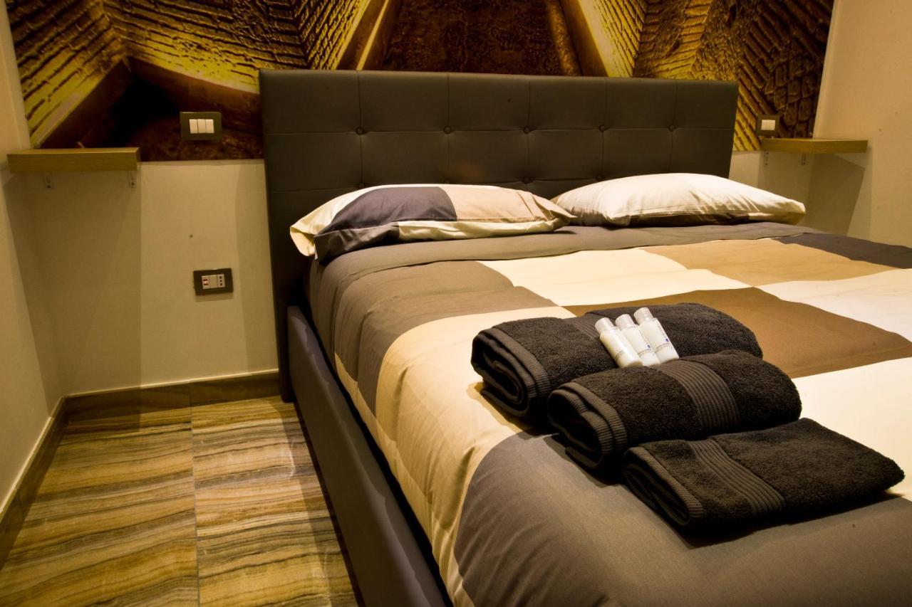 Suite Napoli Sotterranea Con Vasca Idromassaggio Экстерьер фото
